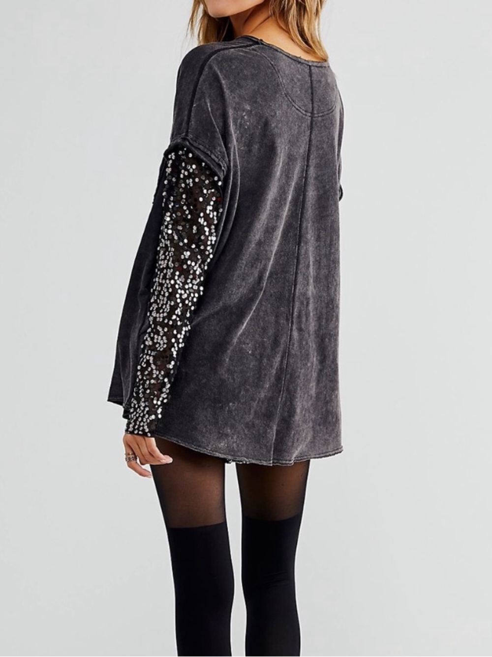Free People Celine Tee Sequined Embellished Sleeve Oversized Twofer Top Sz Large - Picture 3 of 8